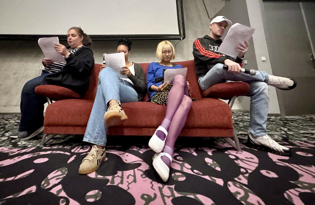 'table reading' of a scenario written by the students